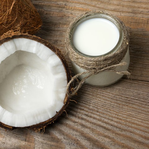 10 Coconut Oil Benefits and Uses for your Health and Beauty